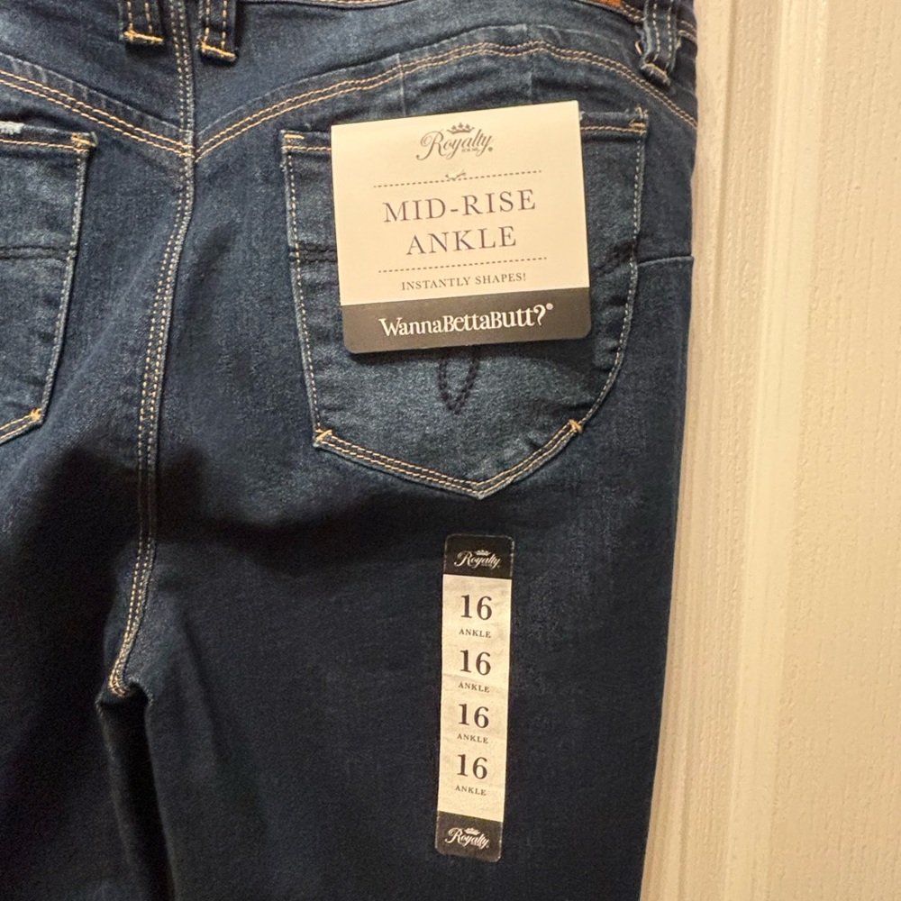 Royalty For Me Blue Ankle Cropped Denim